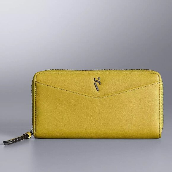 Vera Wang Handbags - Simply Vera Vera Wang Lime Forest Signature Wallet